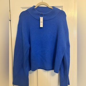 JCREW Chunky Crewneck Sweater in Supersoft Yarn - brand new with tags.